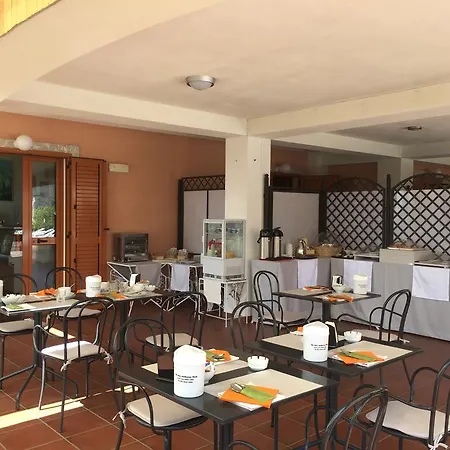 Taormina Calipso 3* Маццео