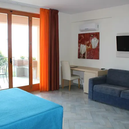 Calipso Hotel Mazzeo